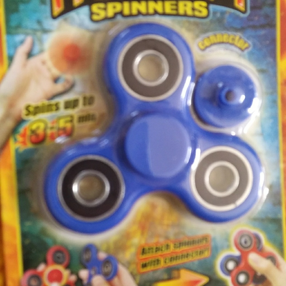 Tristar spinner